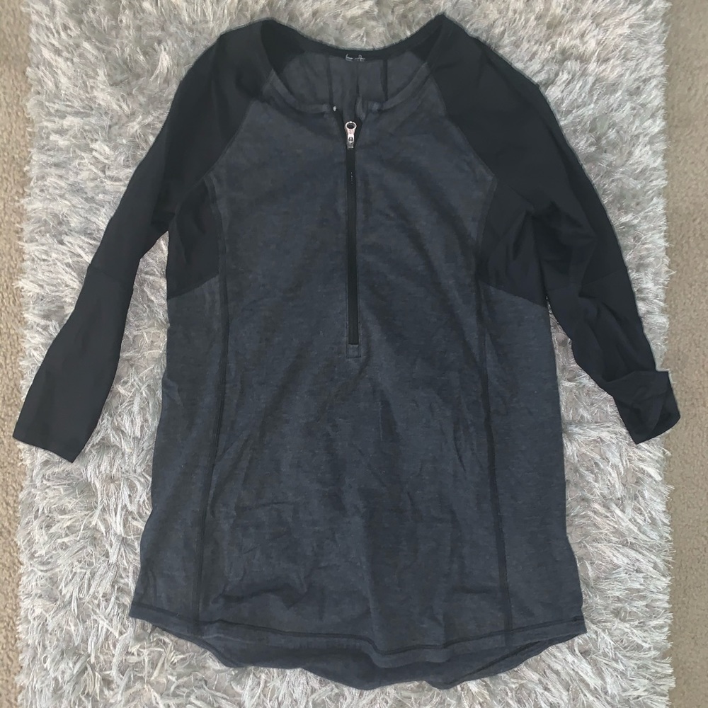 lululemon dry fit material quarter zip SMALL